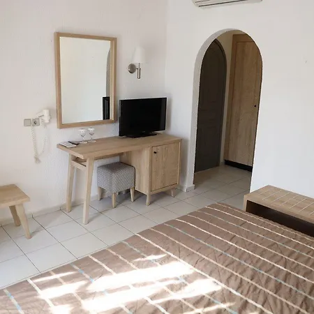 Stella Blue Seaside Resort 4*