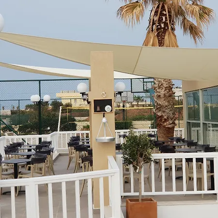 Stella Blue Seaside 4* הרסוניסוס